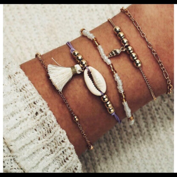 Boho Gypsy Sisters Jewelry - 🐚 New 5 piece boho seashell cuff bracelet set